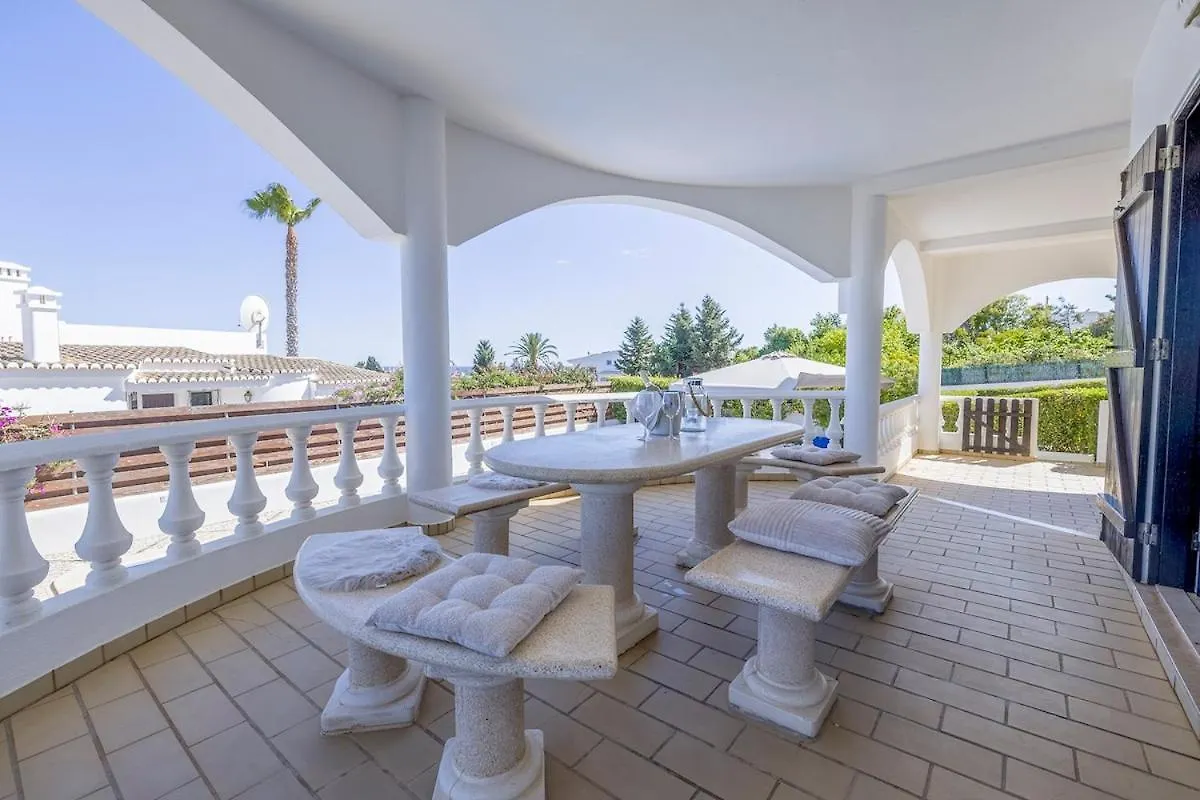 Spacious Villa With Sea View And Heated Pool - Luz - Casa Amizade