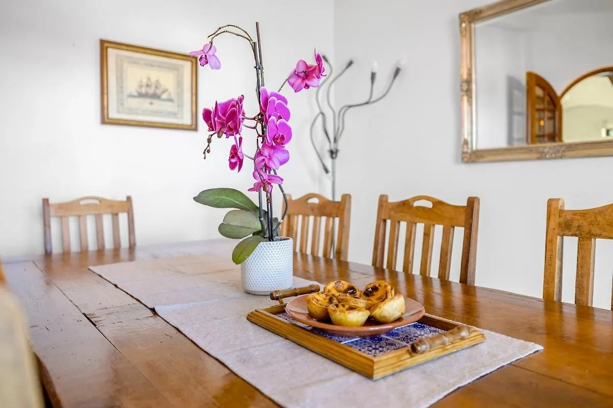 Spacious Villa With Sea View And Heated Pool - Luz - Casa Amizade