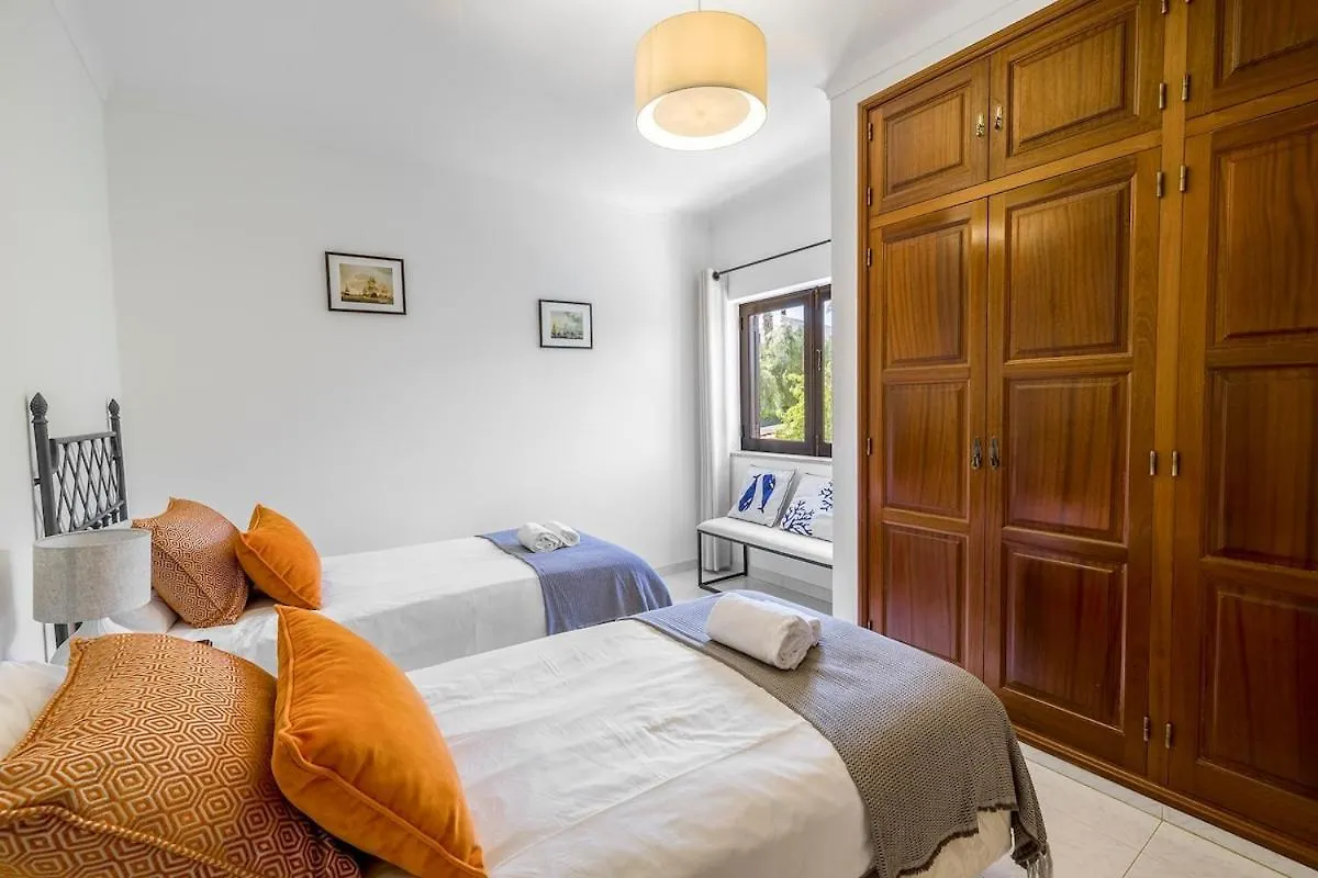 Spacious Villa With Sea View And Heated Pool - Luz - Casa Amizade Portugal