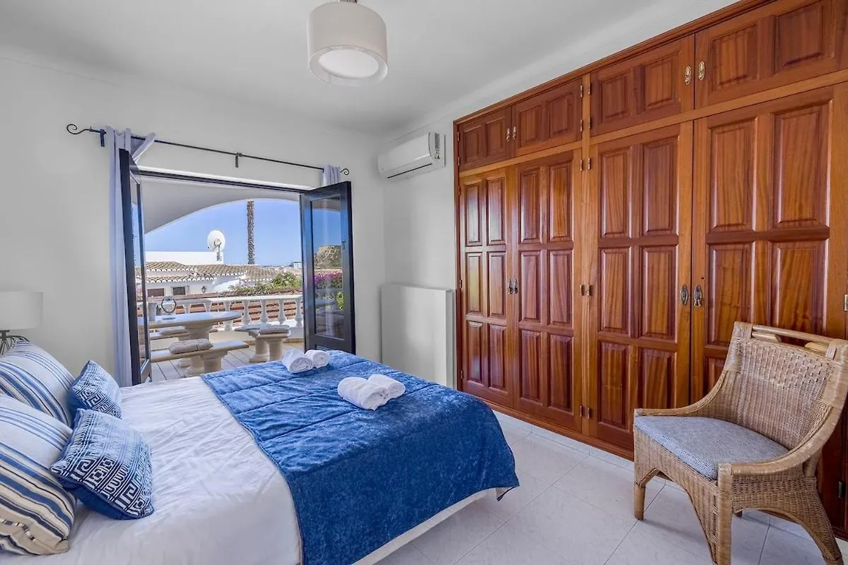 Spacious Villa With Sea View And Heated Pool - Luz - Casa Amizade